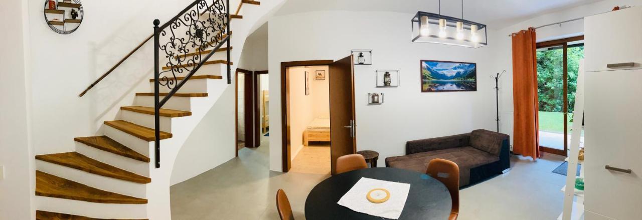Family House Apartma Mozirje Extérieur photo