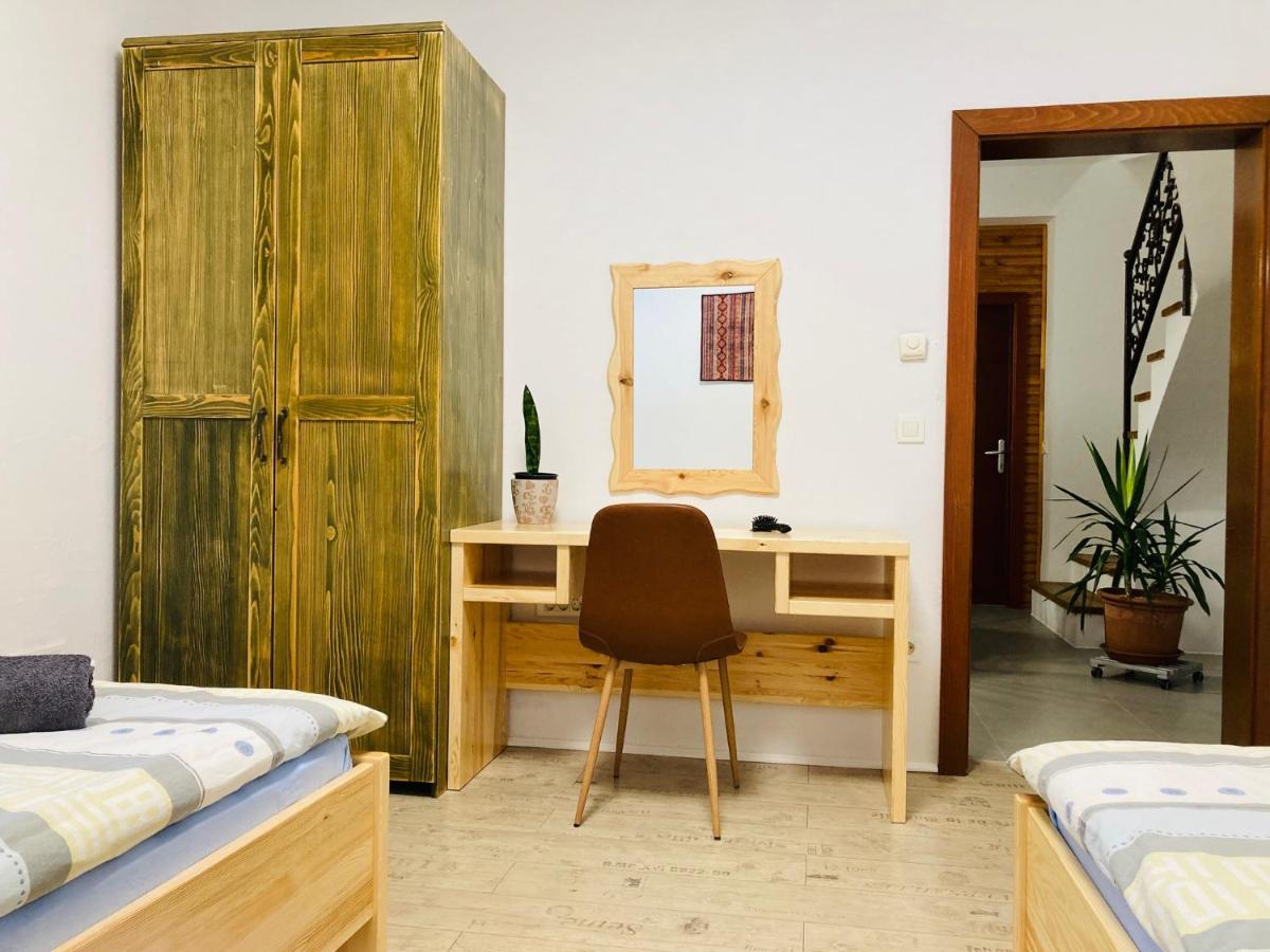 Family House Apartma Mozirje Extérieur photo
